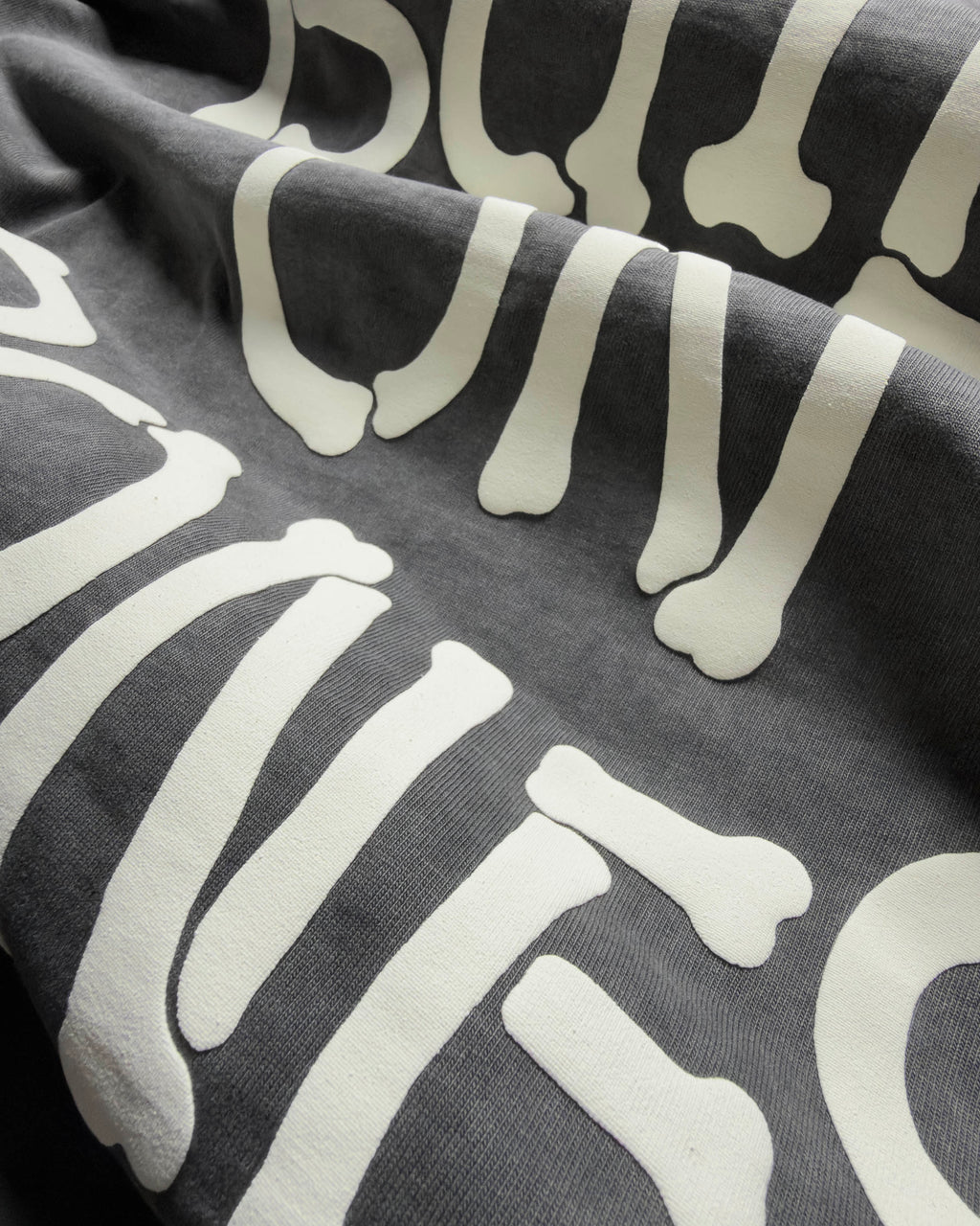 Built on Bones Longsleeve – Faded Black