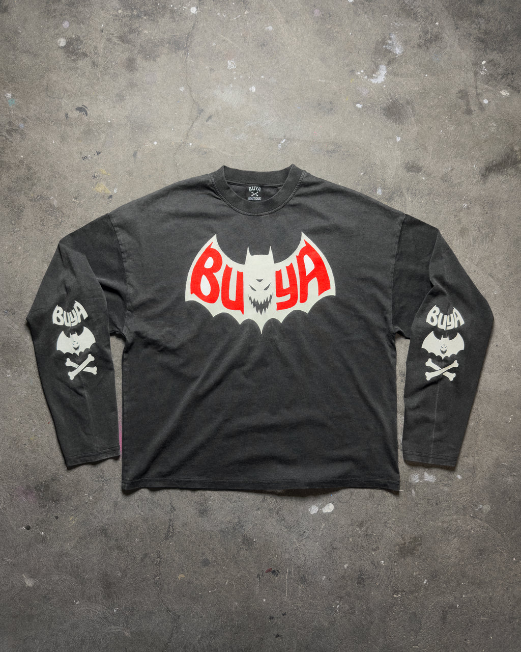 Don’t Feed the Fears Longsleeve – Vintage Black by BUYA BOUTIQUE