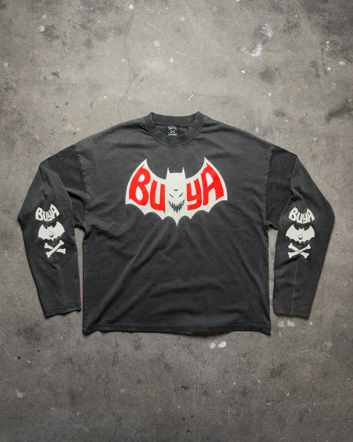 Don’t Feed the Fears Longsleeve – Vintage Black by BUYA BOUTIQUE