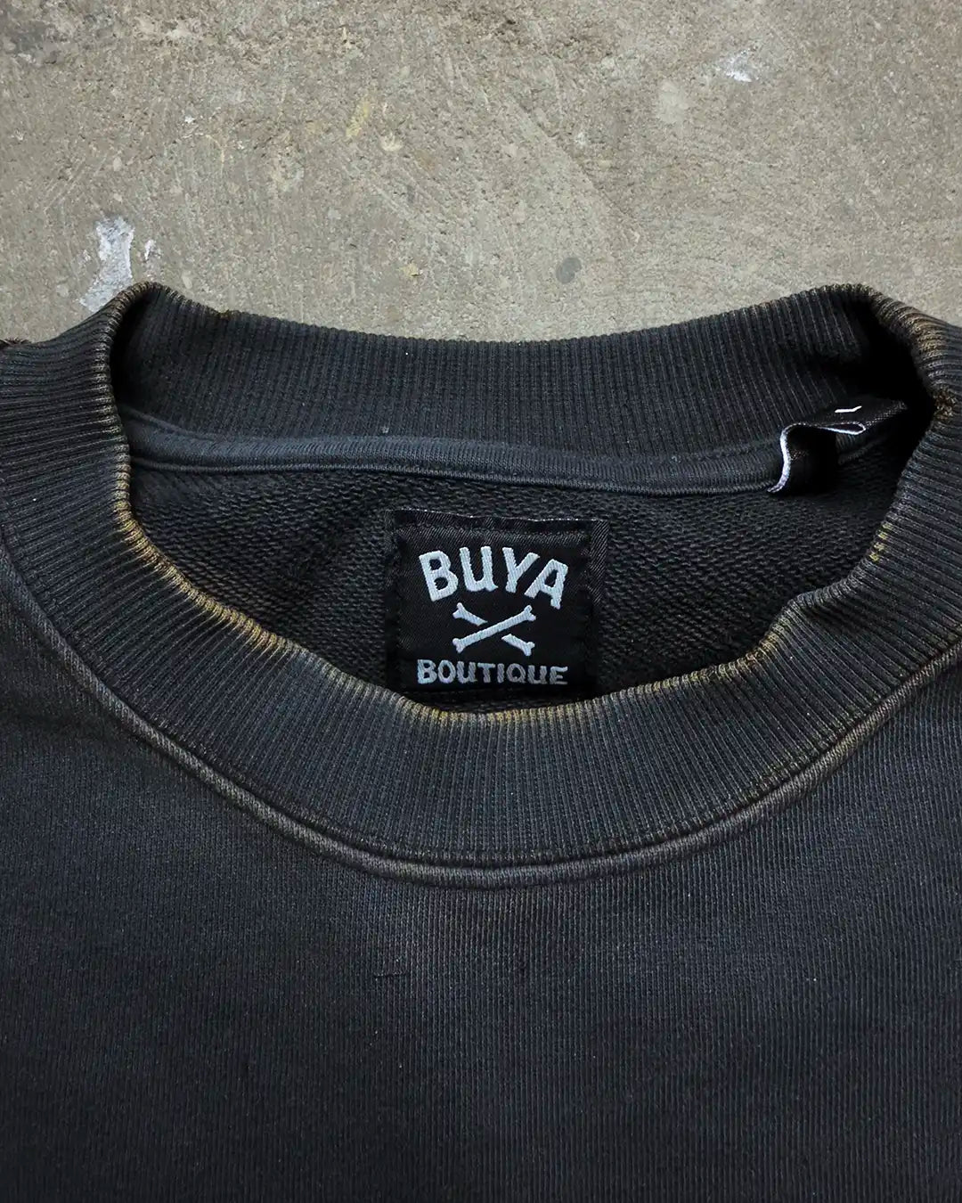 TRICLOPS PIRATE - Distressed Sweater